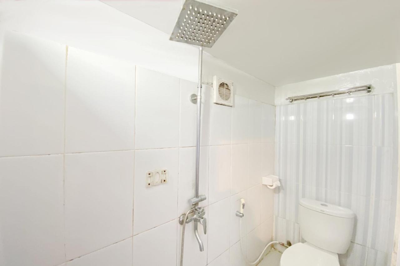 Hotel Ananda Syariah Redpartner Букиттинги Экстерьер фото
