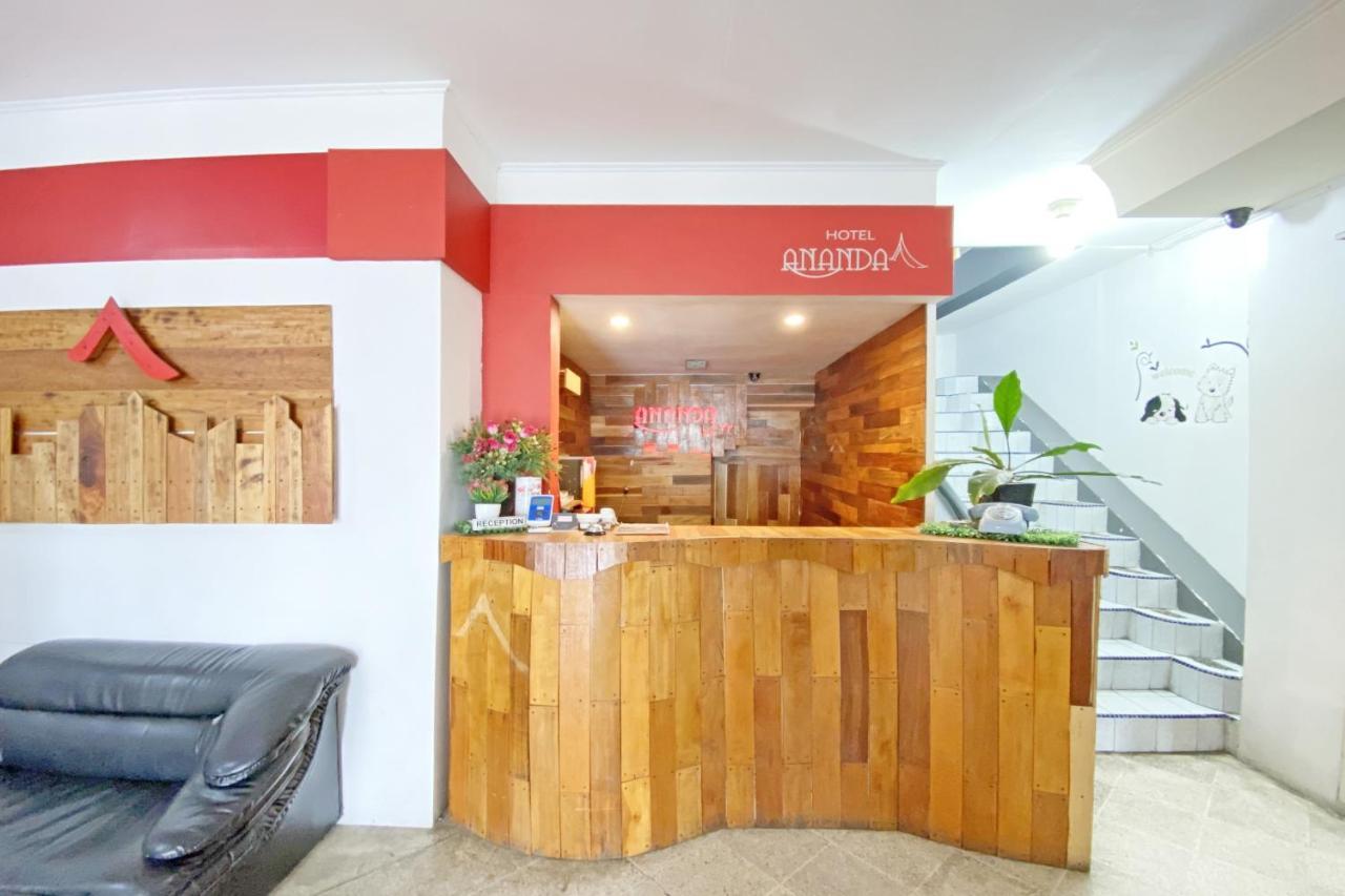 Hotel Ananda Syariah Redpartner Букиттинги Экстерьер фото